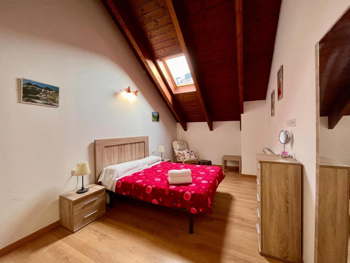Bpirineos-Ardones Apartment Benasque Exterior photo